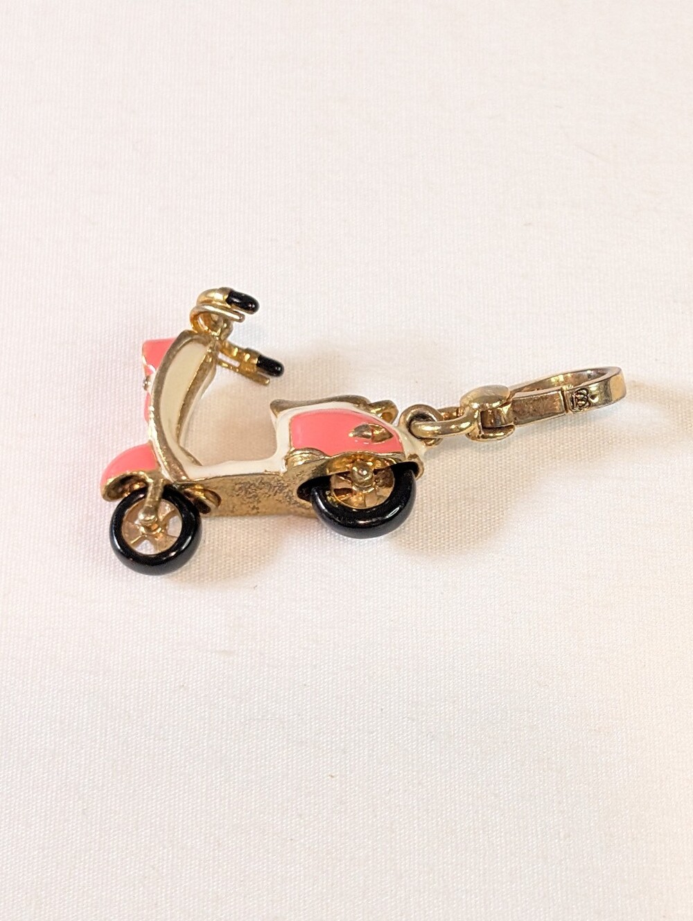 Juicy Couture Dolce Vita Scooter Charm